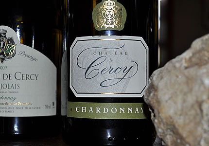 Chateau de Cercy mit Chardonnay, Cuvee Marly, Brouilly und Moulin-a-VentChateau de Cercy mit Chardonnay, Cuvee Marly, Brouilly und Moulin-a-Vent